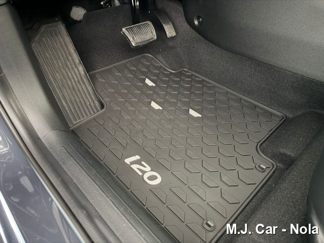 HYUNDAI i20 usata, con USB