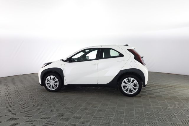 TOYOTA Aygo X usata 5