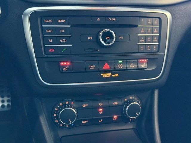 MERCEDES-BENZ CLA 220 usata, con Sedili riscaldati