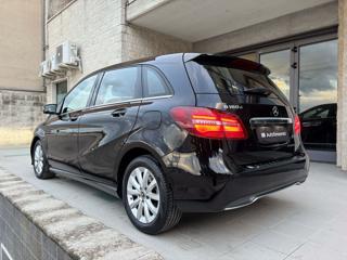 MERCEDES-BENZ B 180 usata, con Boardcomputer