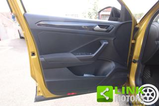VOLKSWAGEN T-Roc usata, con Alzacristalli elettrici