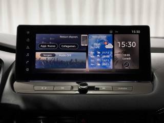 NISSAN Qashqai usata, con Fari LED