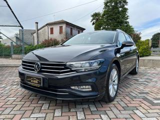 VOLKSWAGEN Passat Variant 2.0 TDI SCR EVO DSG Business