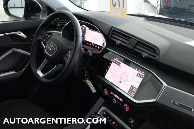 AUDI Q3 usata, con Specchietti laterali elettrici