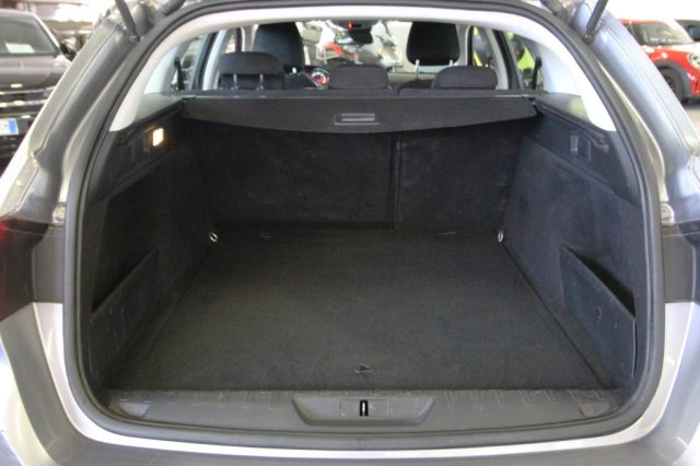 PEUGEOT 308 usata, con Bracciolo