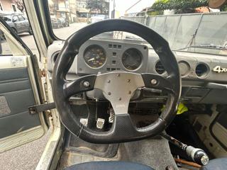 SUZUKI Samurai usata, con Ruota di riserva
