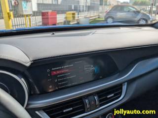 ALFA ROMEO Stelvio usata, con Volante in pelle