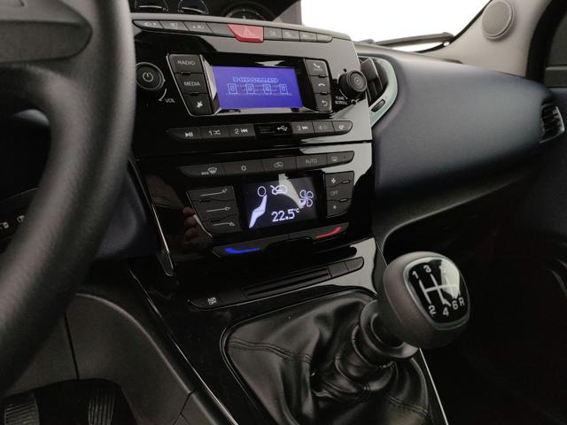 LANCIA Ypsilon usata, con ESP