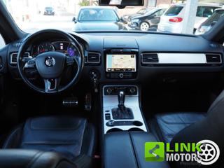 VOLKSWAGEN Touareg usata, con Servosterzo