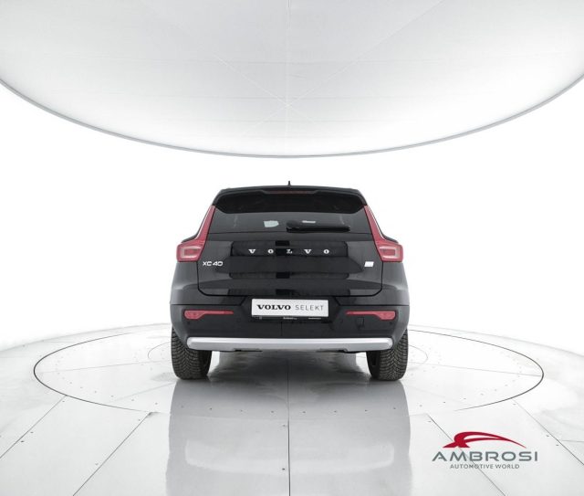 VOLVO XC40 usata 5