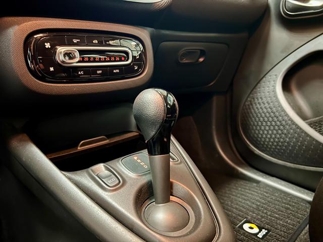SMART ForFour usata, con Park Distance Control