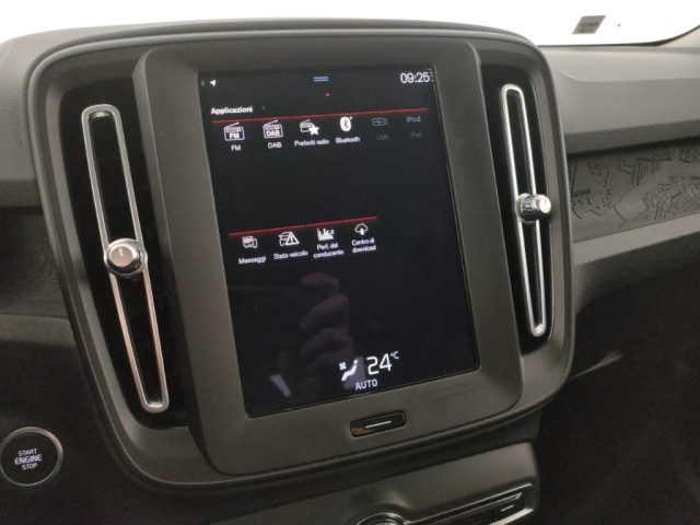 VOLVO XC40 usata, con Volante in pelle