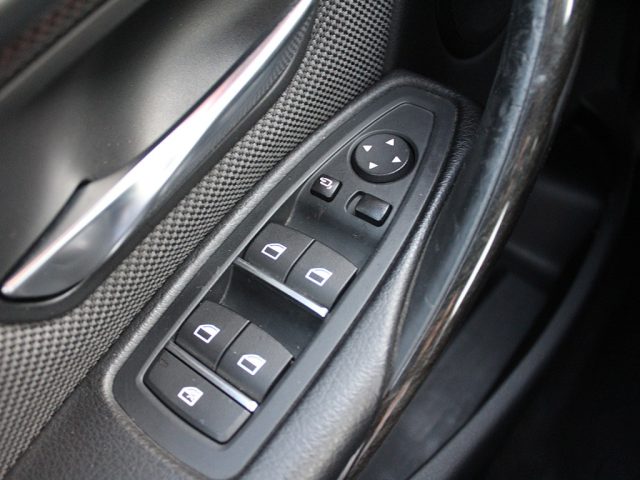 BMW 318 usata, con Sedile posteriore sdoppiato