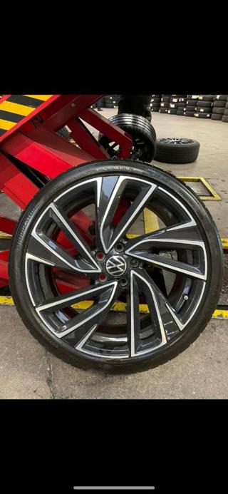 VOLKSWAGEN Golf GTI usata, con Climatizzatore