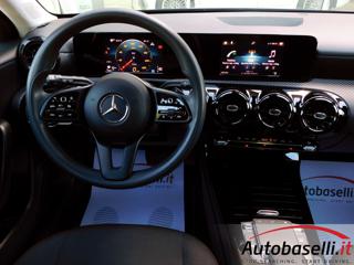 MERCEDES-BENZ A 200 usata, con Touch screen