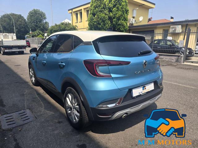 RENAULT Captur usata, con Autoradio