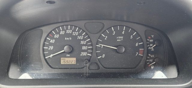 OPEL Agila usata, con Servosterzo