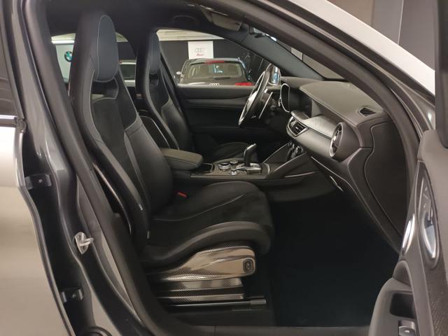 ALFA ROMEO Stelvio usata, con Fari LED