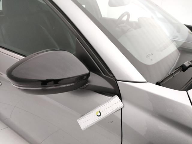 OPEL Corsa usata, con Luci diurne