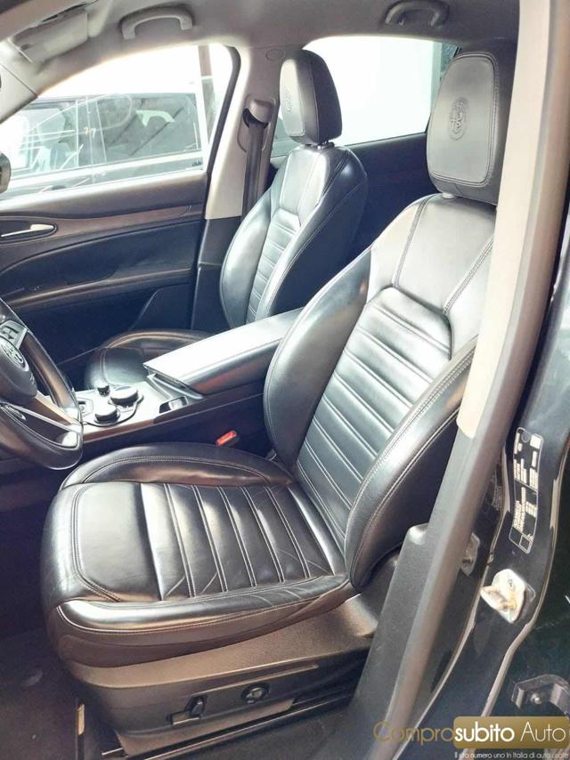 ALFA ROMEO Stelvio usata 24