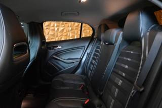 MERCEDES-BENZ GLA 180 usata 104