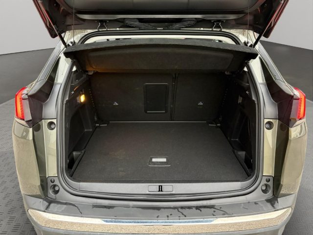 PEUGEOT 3008 usata, con Sospensioni sportive