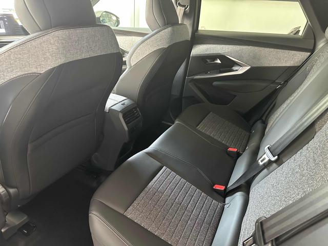 PEUGEOT 3008 usata, con Park Distance Control