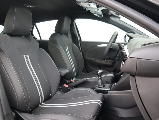 OPEL Corsa usata, con Cruise Control