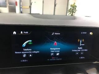 MERCEDES-BENZ GLA 200 usata, con Autoradio digitale