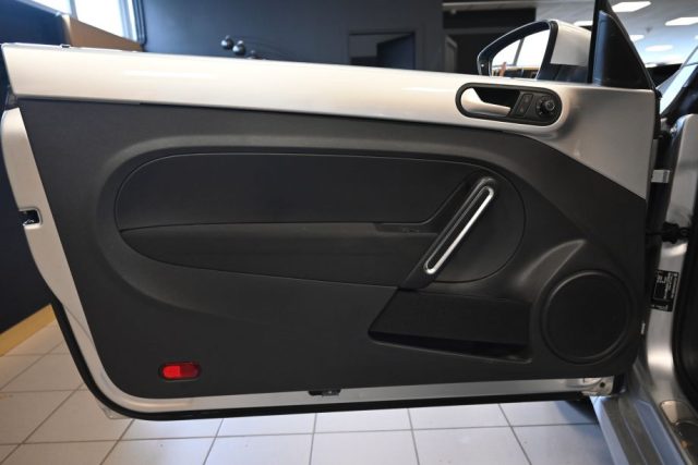 VOLKSWAGEN Maggiolino usata 39