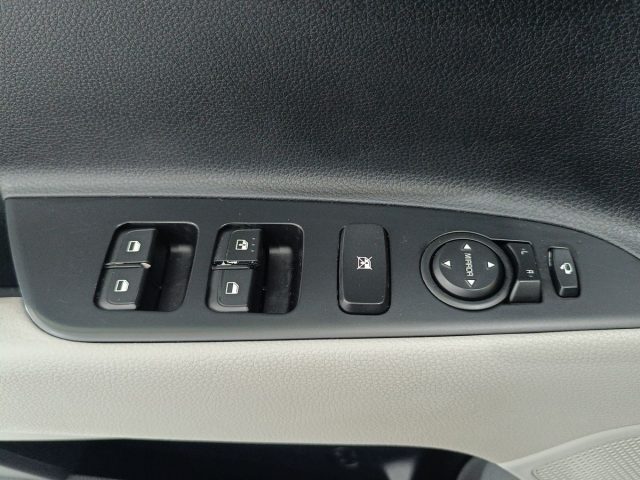 KIA Stonic usata, con Bluetooth