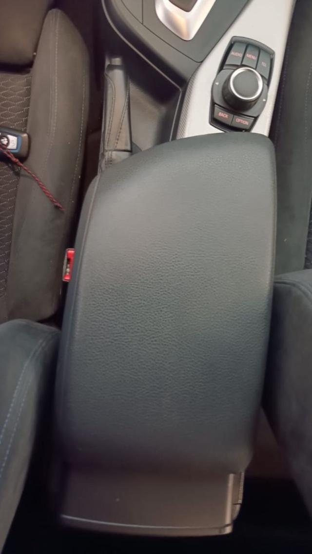 BMW 118 usata, con Bluetooth