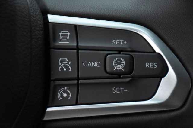 JEEP Compass usata, con Touch screen