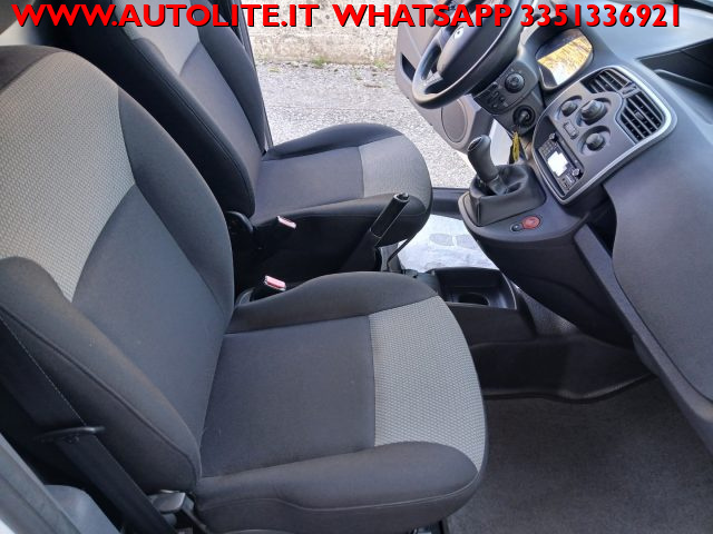 RENAULT Kangoo usata, con Specchietti laterali elettrici