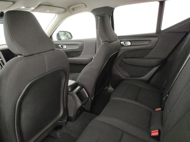 VOLVO XC40 usata, con Fari LED