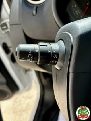 RENAULT Kangoo usata, con USB