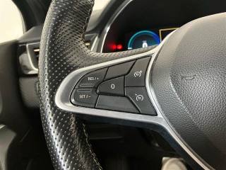 RENAULT Captur usata, con Sensori di parcheggio anteriori