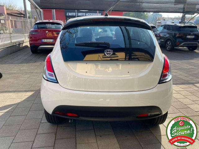 LANCIA Ypsilon usata, con Boardcomputer