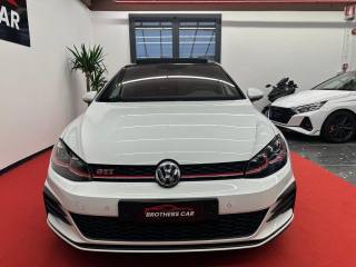VOLKSWAGEN Golf GTI usata, con Airbag