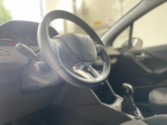 PEUGEOT 208 usata, con ESP