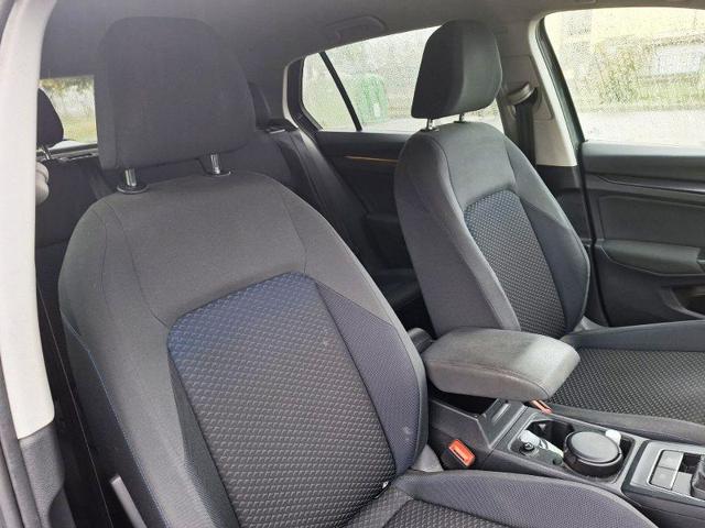 VOLKSWAGEN Golf usata, con Chiamata automatica per emergenze