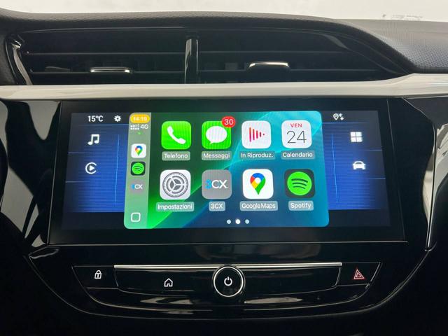 OPEL Corsa usata, con USB