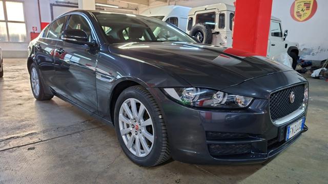 JAGUAR XE usata, con Airbag laterali