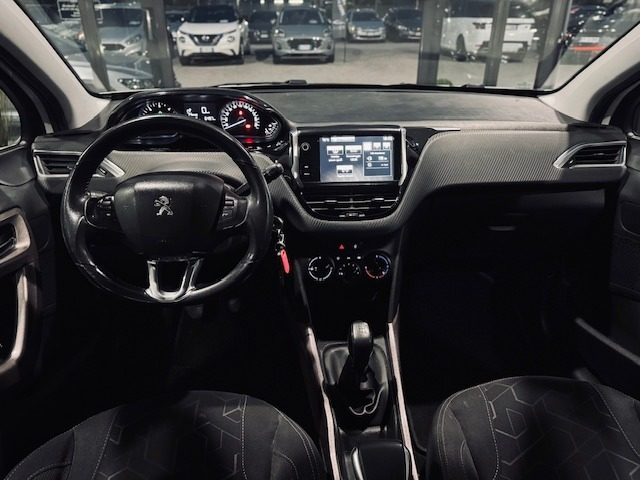 PEUGEOT 2008 usata, con Cruise Control