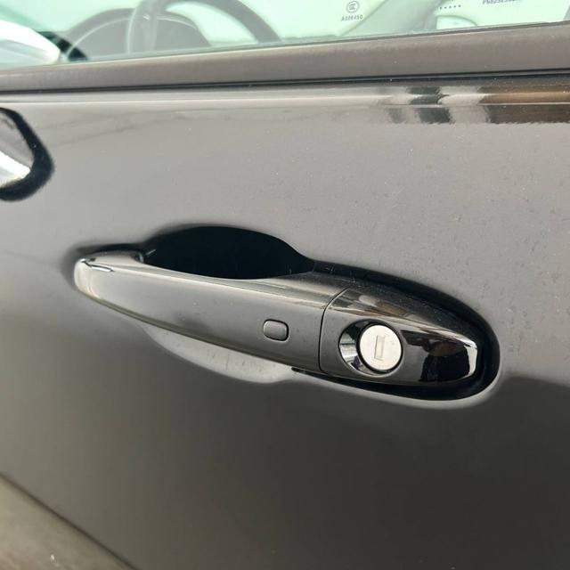 JEEP Compass usata, con Sensori di parcheggio anteriori