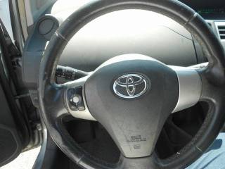 TOYOTA Yaris usata, con Climatizzatore