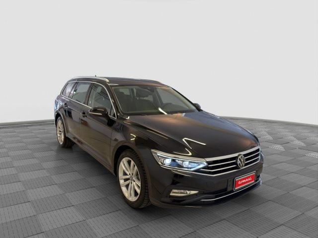 VOLKSWAGEN Passat usata 6