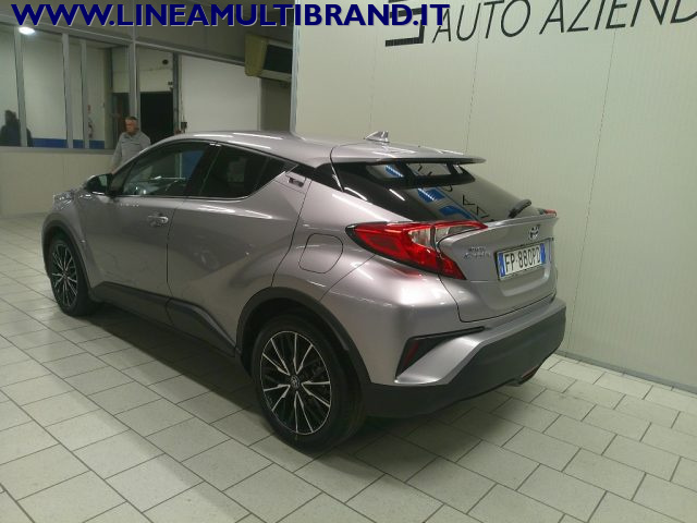 TOYOTA C-HR usata, con Autoradio