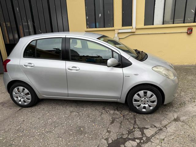 TOYOTA Yaris usata, con Airbag Passeggero