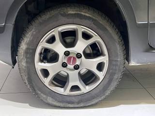 FIAT Panda Cross usata, con USB